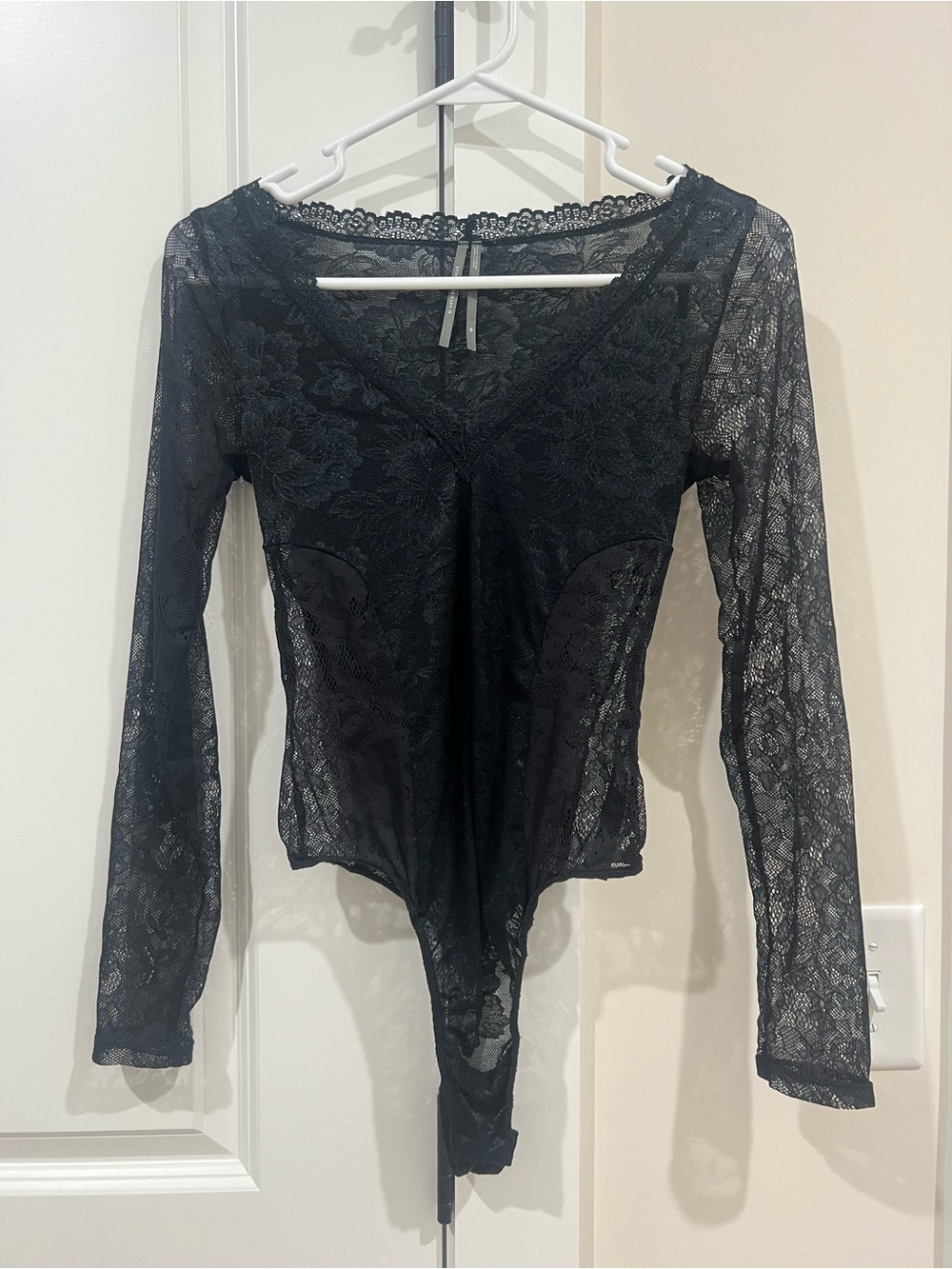 Anthropologie Women’s Black Lace Long-Sleeve Bodysuit Size XS